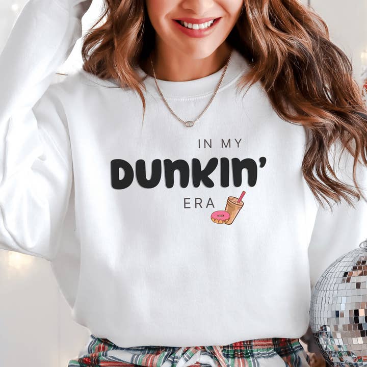 "Min Dunkin'-era" Mysig Tröja - Dunkin Tröja för wholesale av Valley Gift Shop