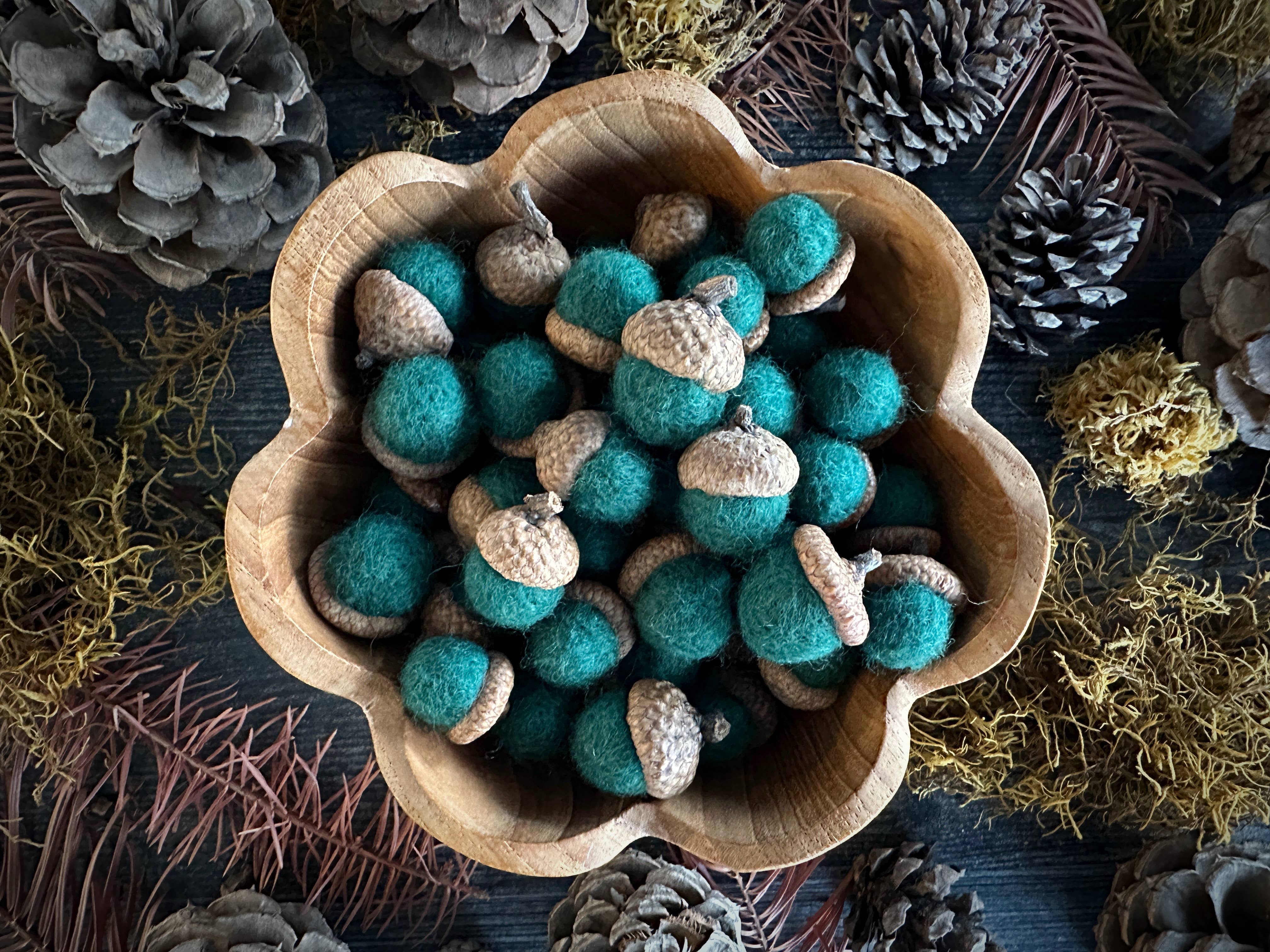 House of Moss - Venta al por mayor Artículo decorativo de mesa - Bellota de lana | Decoración mini de lana afieltrada | 11 colores7