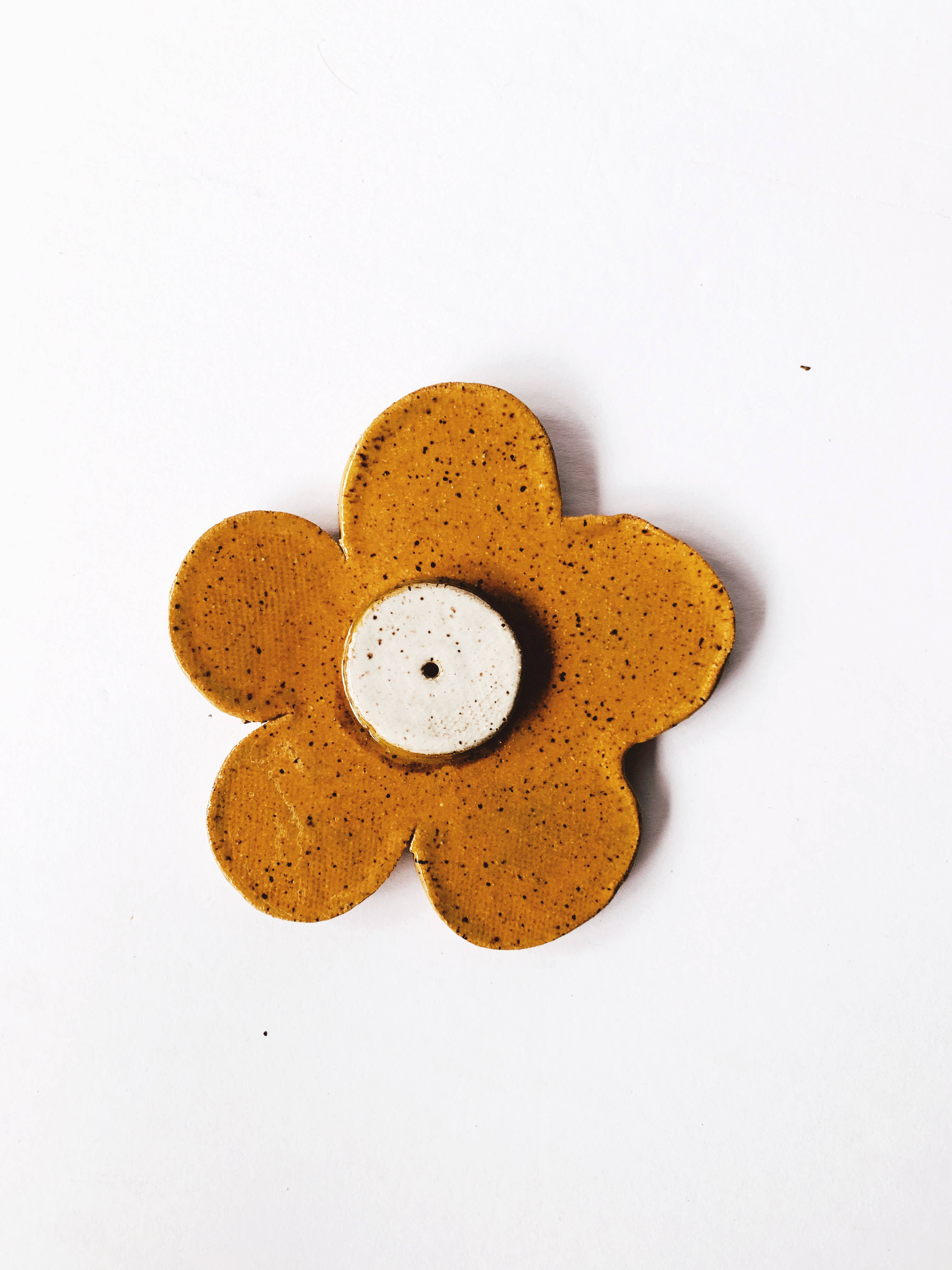 Luna Reece Ceramics - Wholesale Incense Holder - Daisy Incense Holders2