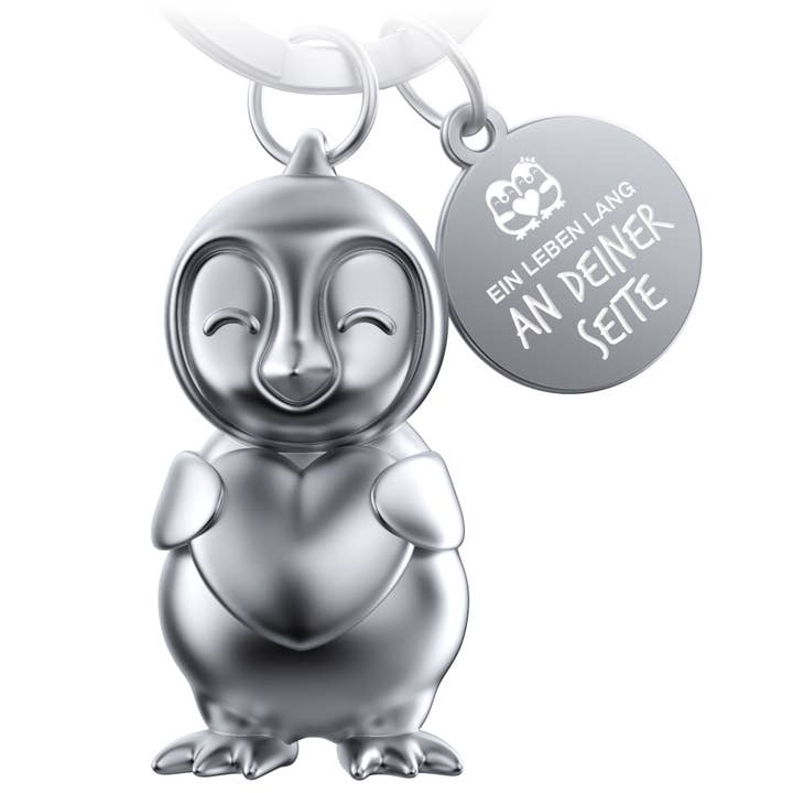 “A lifetime by your side” pingvin nøglering “Frosty” med gravering – sødt pingvinheld som gave til partnere for engroshandel hos FABACH – Die Schlüsselanhänger-Schmiede
