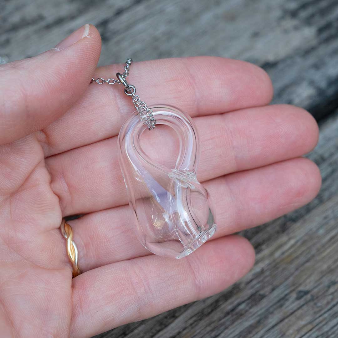 Boutique Academia - Wholesale Pendant/Charm Necklace - Klein Bottle Necklace7