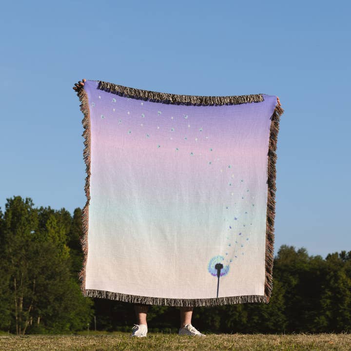 3dRose - Vente Plaids - 3dRose, Fleur de pissenlit girly avec graines volantes dans un lever de soleil lilas violet, Couverture1