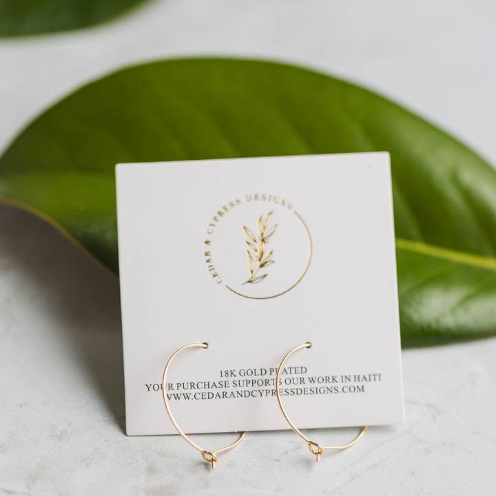 Cedar and Cypress Designs - Vente Créoles - Dainty Hoops Or