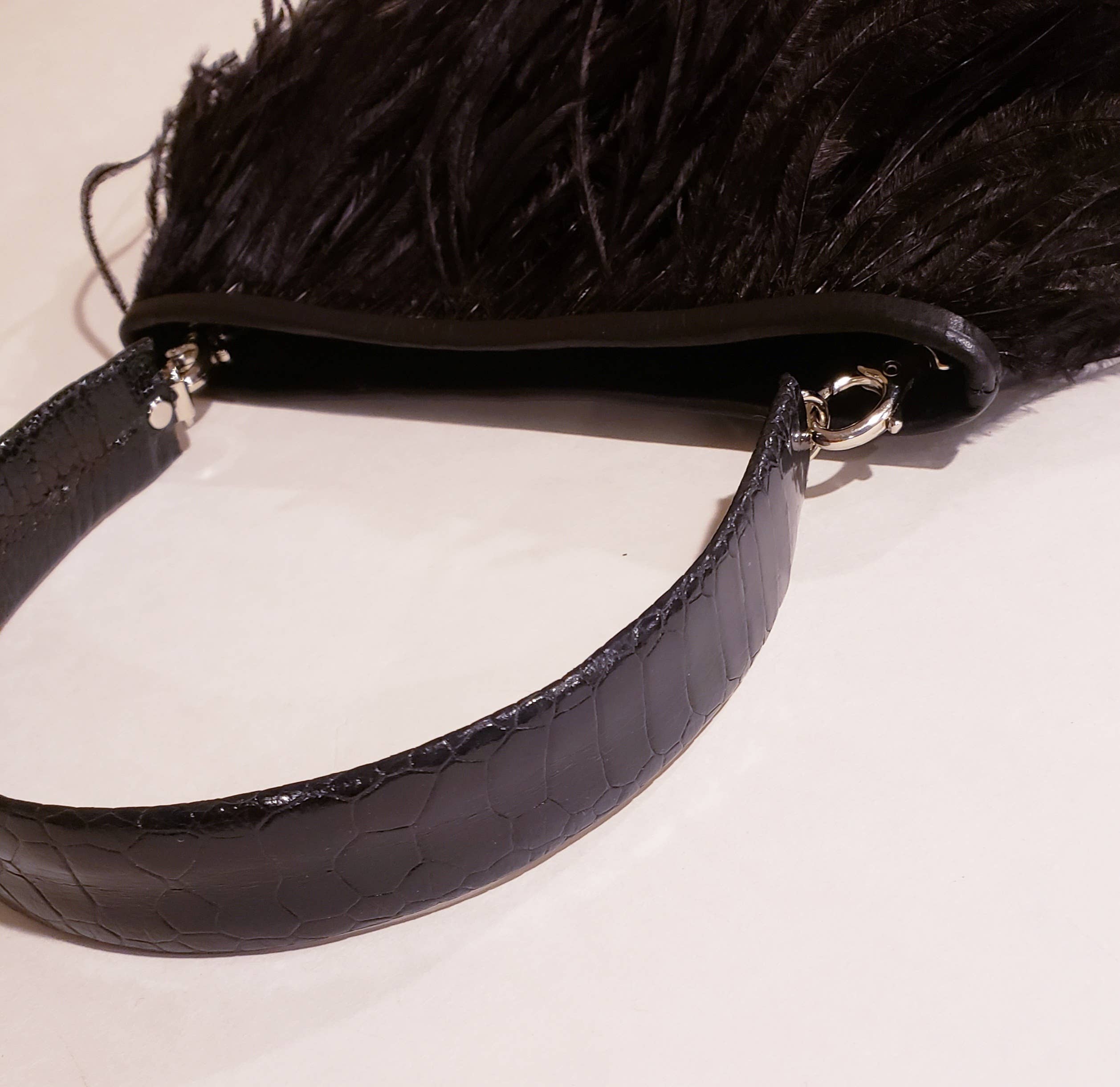KOLUNTU - Wholesale Crossbody Bag - Women's - Fancy Feather Handbag14