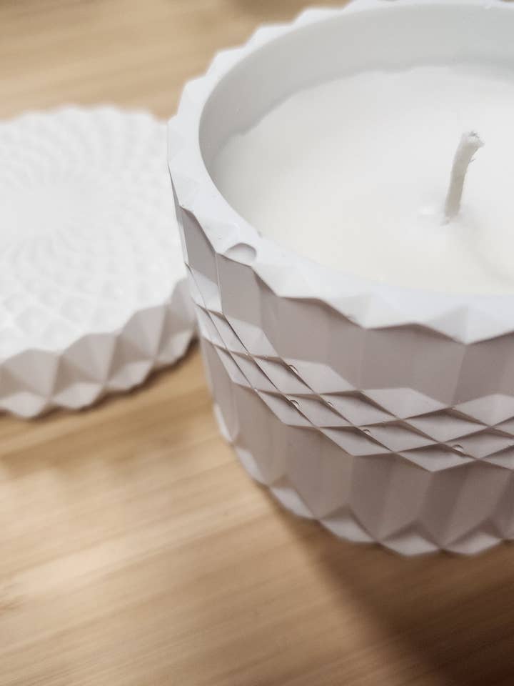 Bougie en béton Soul Roots pour la vente par Stone Fire Candle