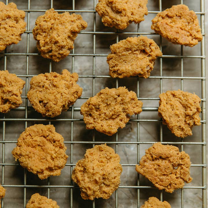 Piedmont Pennies - Wholesale Crackers - Samples (Original Sharp Cheddar) - 15 oz2