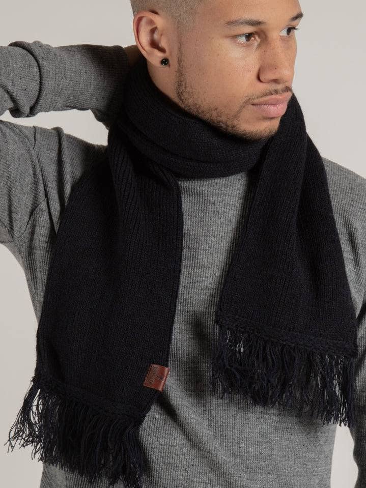 Sciarpa a costine Longford Navy per la vendita all'ingrosso da parte di Wolfe Co. Apparel and Goods®