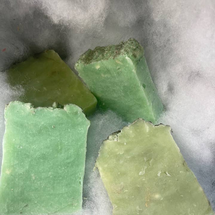 Tea Tree for wholesale by Universal Smell