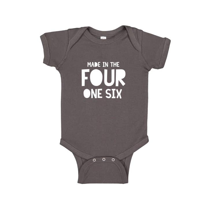 Aces and O's – Engroshandel Bodysuit - Baby – Lavet i Four One Six Onesie3