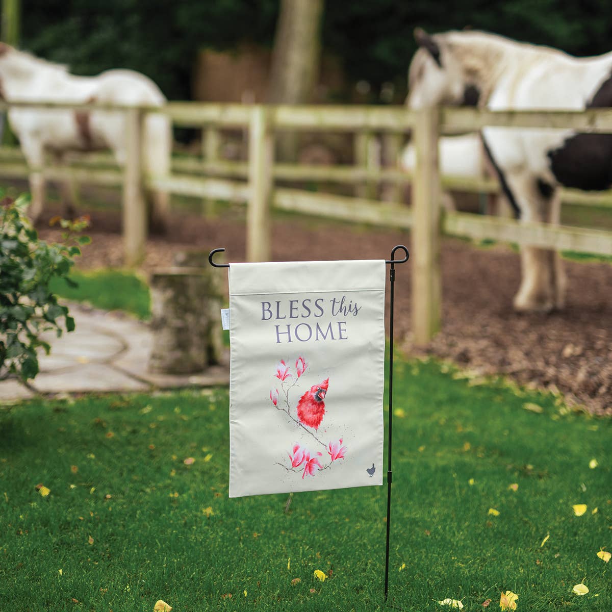 Wrendale Designs - Wholesale Flag - Bird Garden Flag - Bluebird / Cardinal1