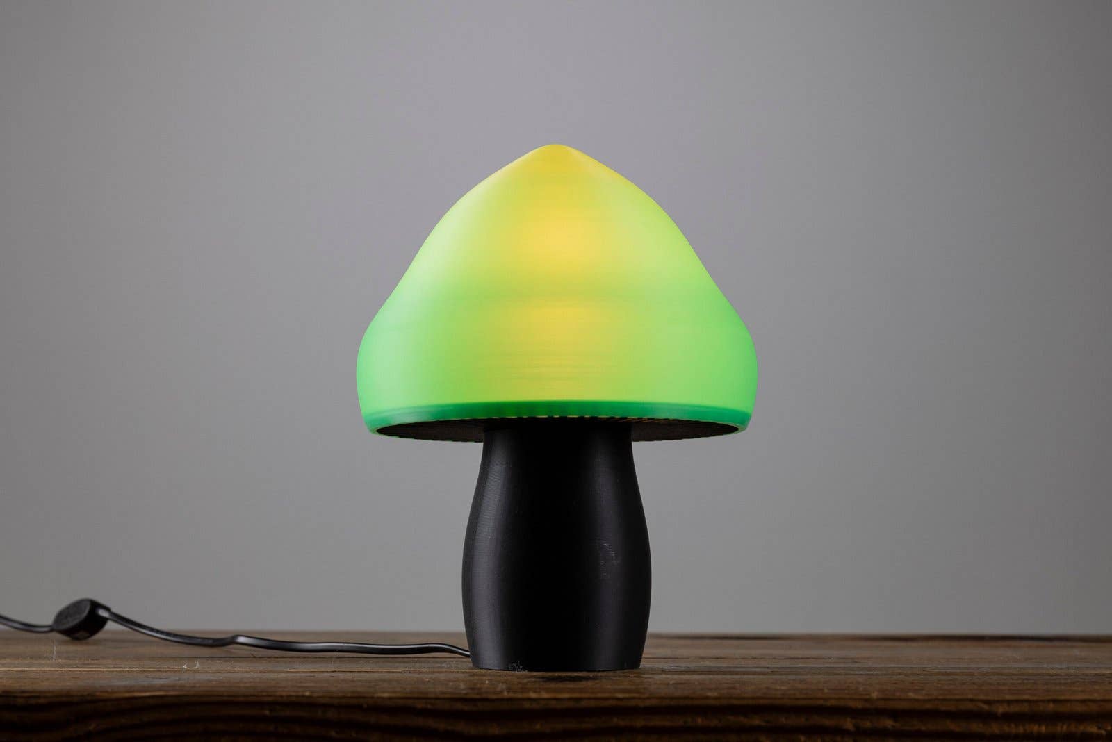 Lucine & Bastien - Wholesale Accent/Desk Lamp - VOLVAIRE - The mushroom that will illuminate your interior7
