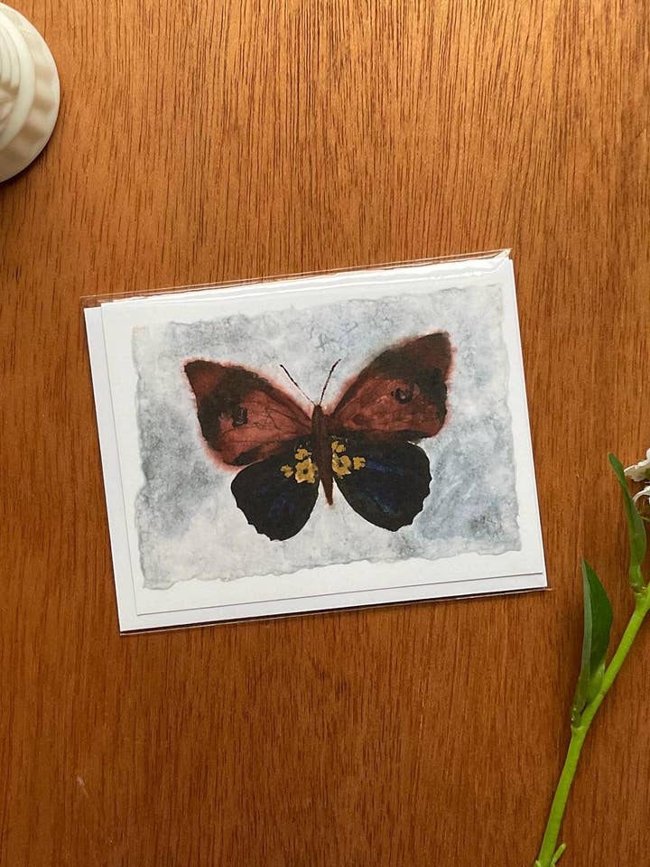 Carte de vœux Papillon Brun Doux pour la vente par Babushka Paperie