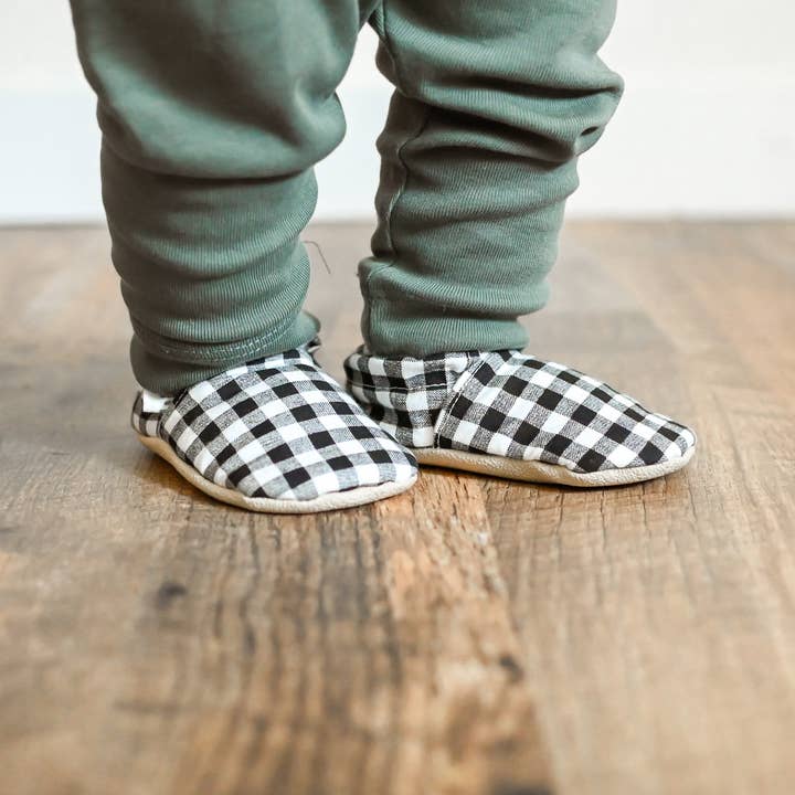 Stay-On Baby Shoes - Baby Mocs - Black x White Gingham for wholesale by Waku Waku Baby