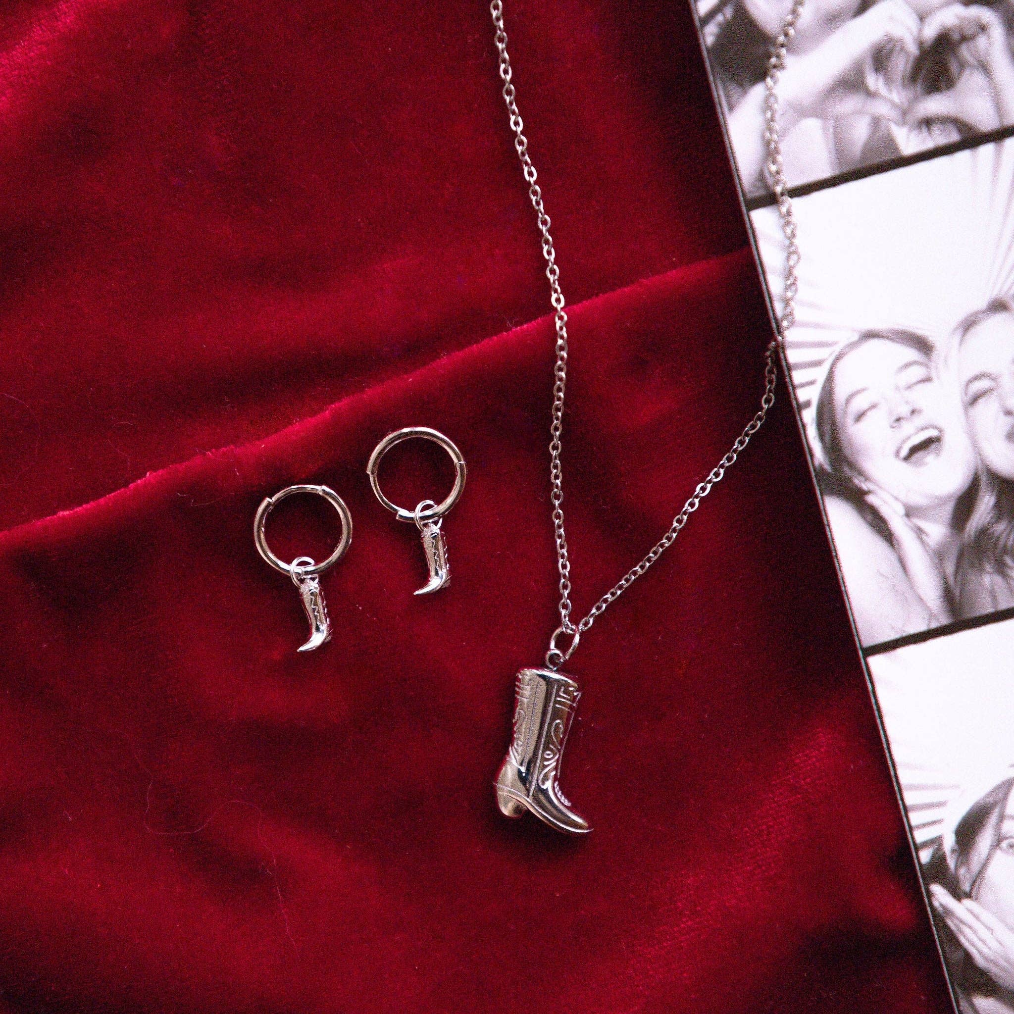 Mauve Jewelry Co. - Wholesale Halskettinghanger - Dolly laarsketting8