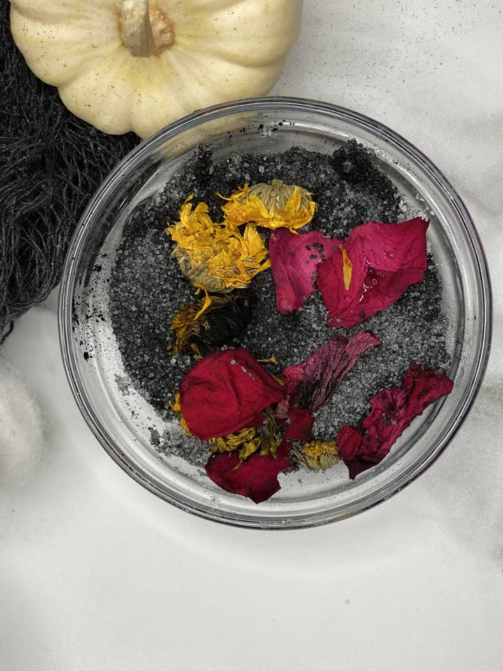 Beauty for Ashes Solar Glow Bath Soak for wholesale by Lab6:18 Beauty