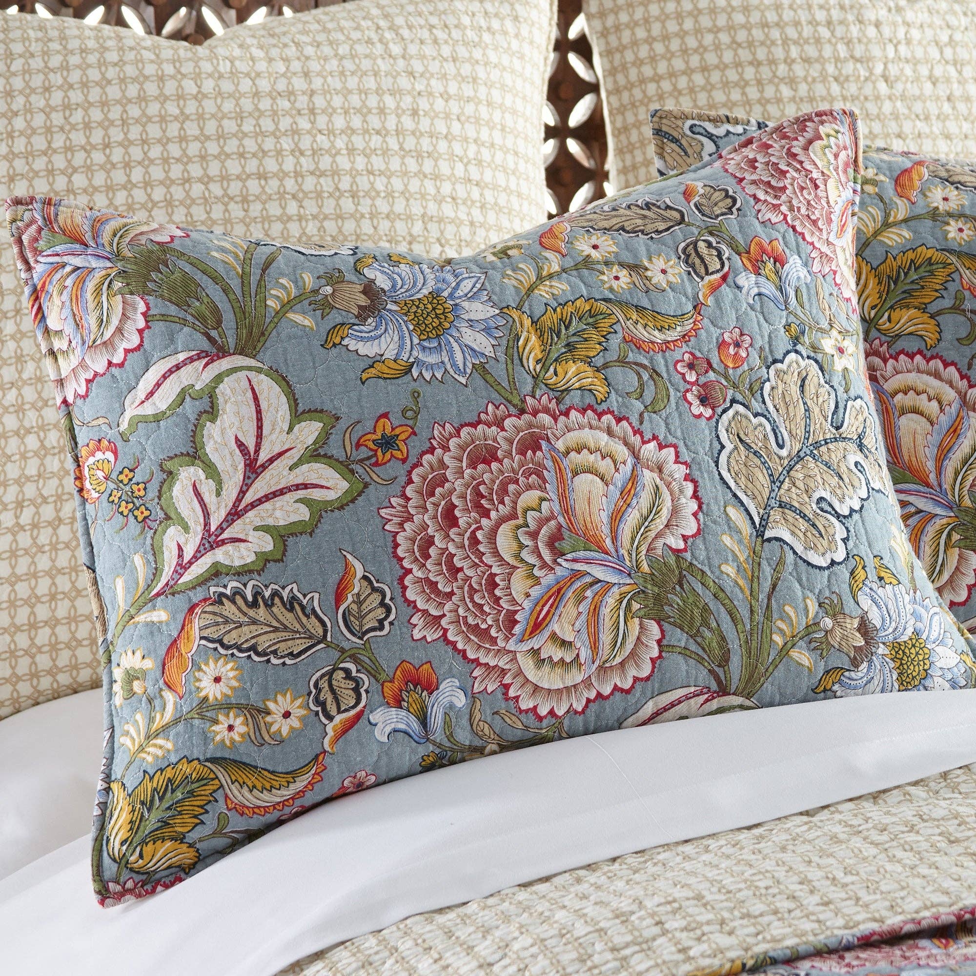 Levtex Home - Wholesale Bedding Set - Angelica Quilt Set3