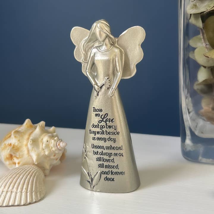 Statua Angelica Commemorativa "Coloro che Amiamo" per la vendita all'ingrosso da parte di Abbey + CA Gift