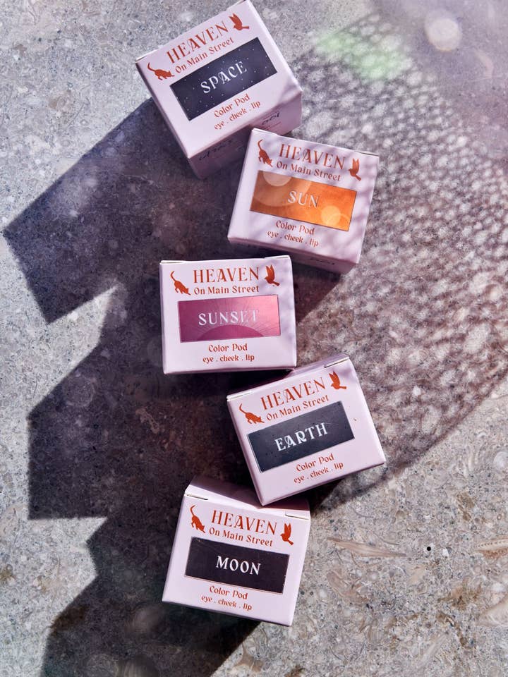 Pods W Color pour la vente par Heaven on Main Street