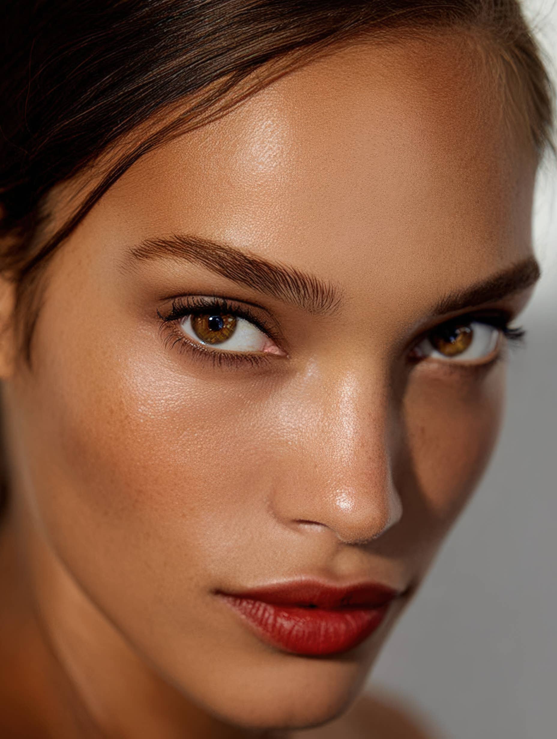 LE SOURCIL par Angélik Iffennecker - Wholesale Eyebrow Pencil/Filler - EYEBROW PENCIL IIII - WATERPROOF CHOCOLATE BROWN6