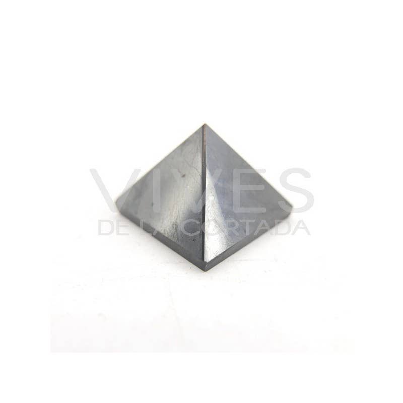 Vives de la Cortada S.L - Wholesale Spiritual Stone/Crystal - Small Polished Shungite Pyramid Shiny 2.5x2.5cm
