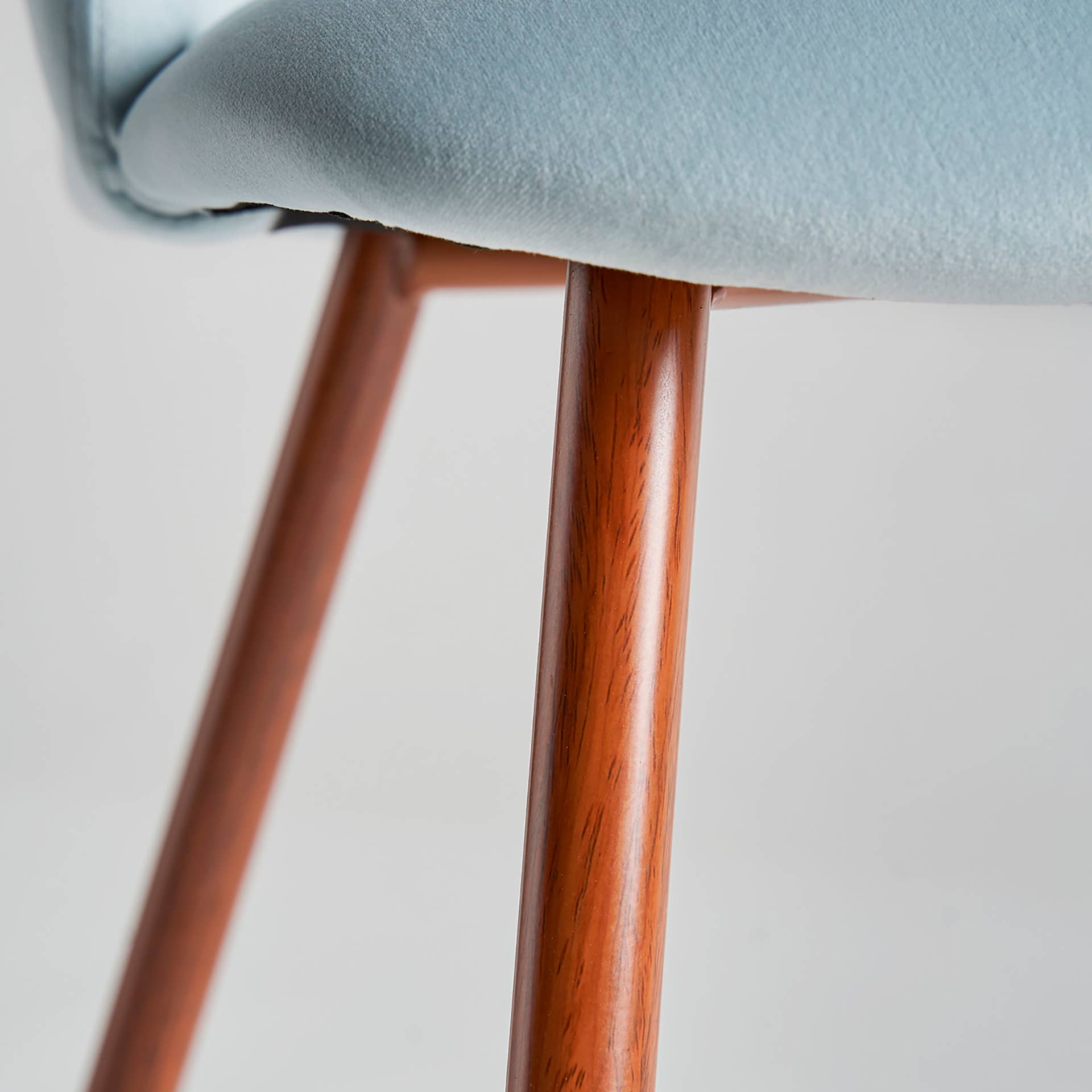 Kodu - Wholesale Chair - Blue velvet chair measuring 50x55x75cm7