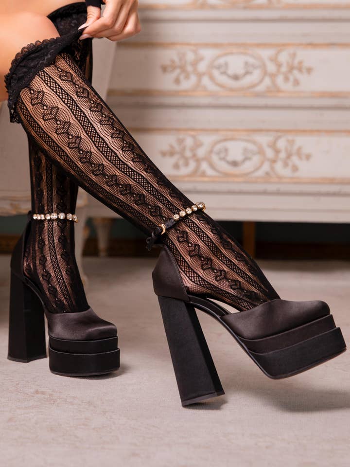 Leg Avenue - Wholesale Socks - Women's - Sweetheart Ruffle Cuff Knee High Socks8