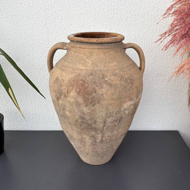 Vase en poterie turque vintage | Jarre anatolienne faite à la main pour la vente par Rustic Remnents