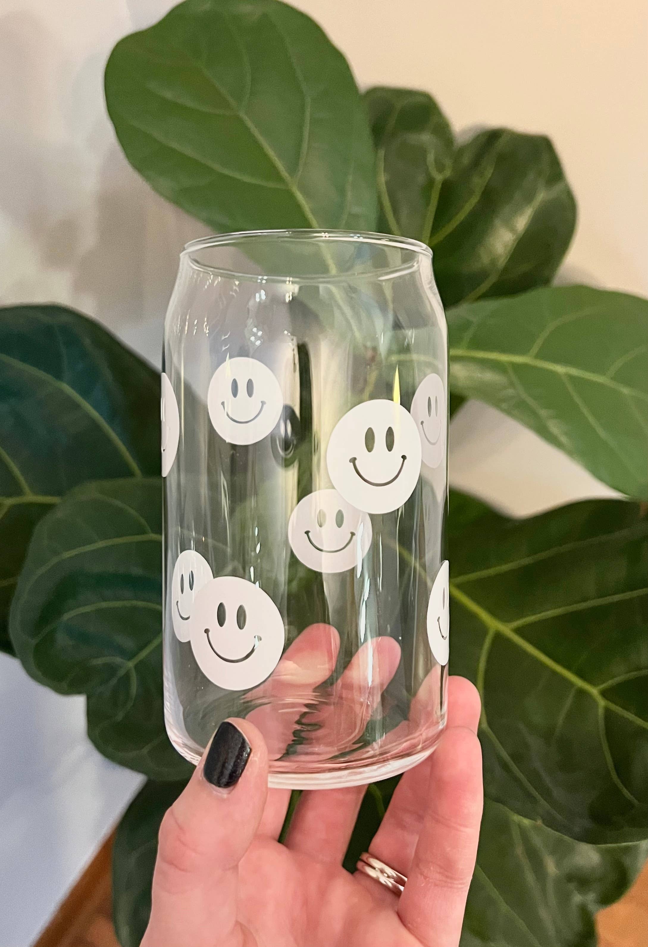 Salty Spouse Glassware - Wholesale Drinking Glass/Cup - Happy Face Beer Can Style Glass3