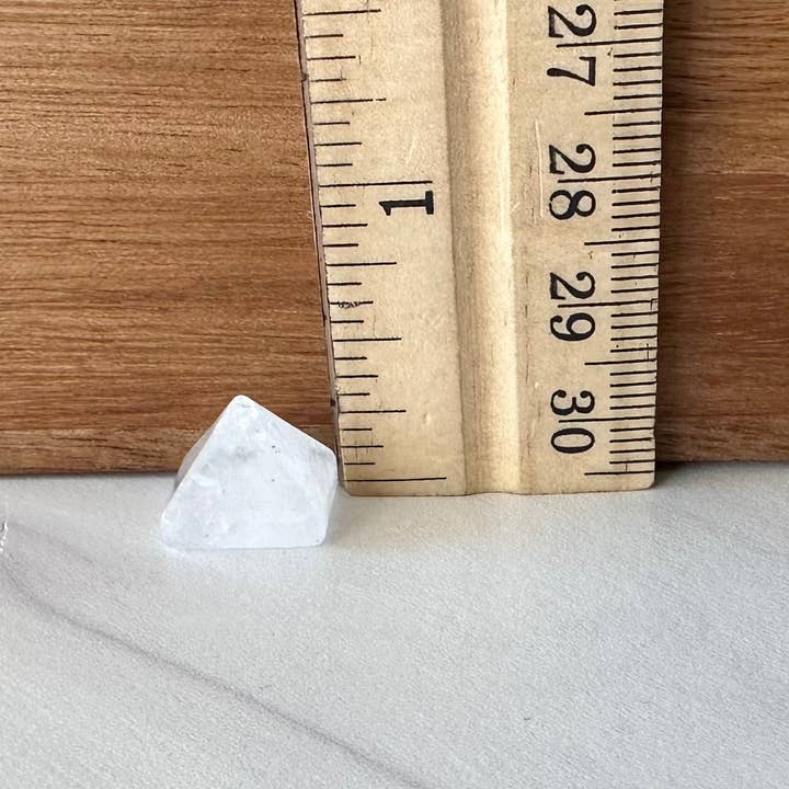 Pebble House - Wholesale Spiritual Stone/Crystal - Clear Quartz Mini Pyramid (Crystals & Stones)