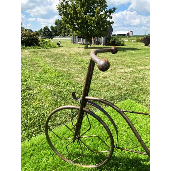 Garden Iron And More - Wholesale Outdoor Ornament/Decor - Trike with Big Basket Flower Pot Holder Decorative Trike