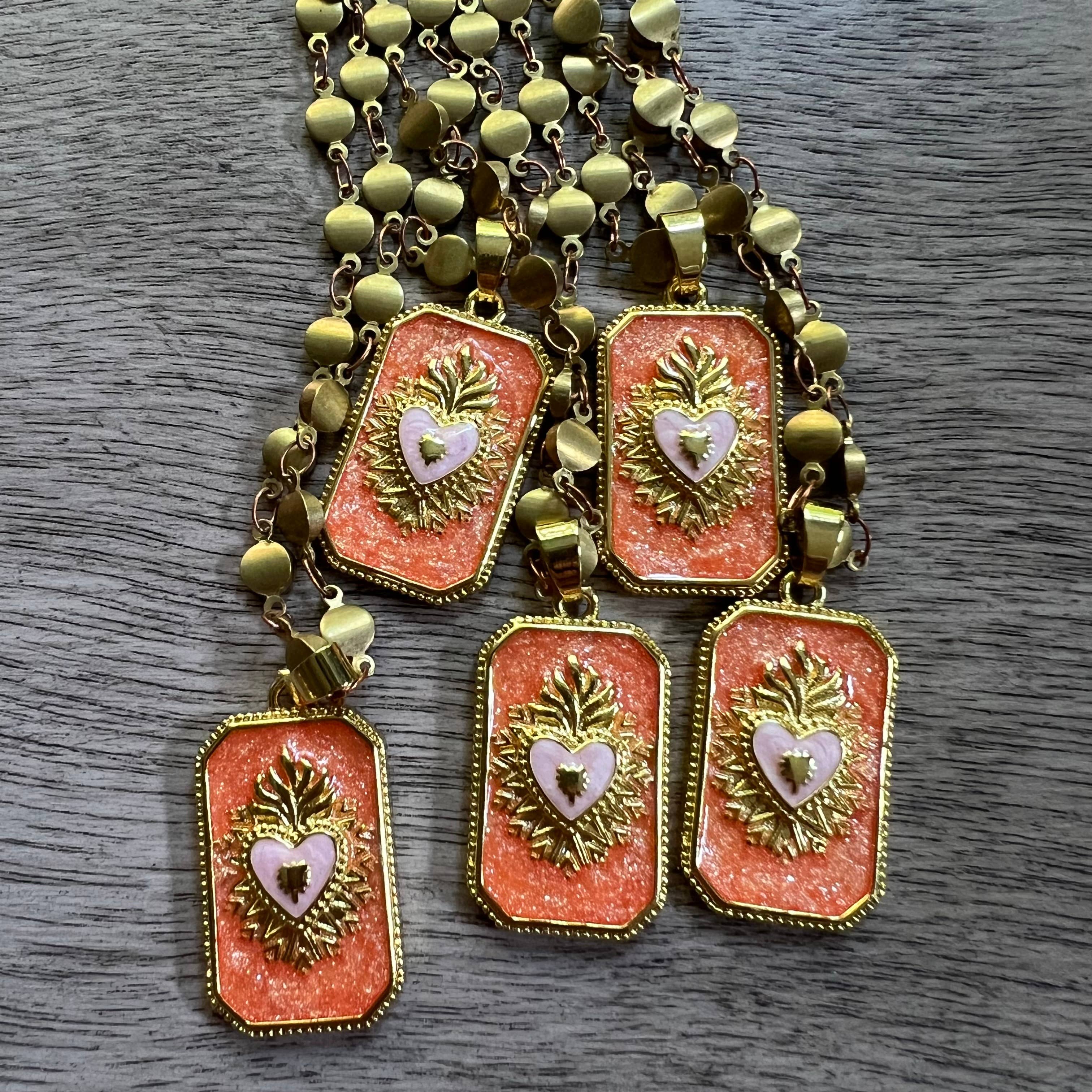 Chasing Cherubs - Vente Colliers à pendentif - Ex-Voto0