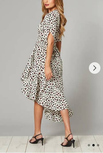 CY FASHION. LONDON – Engroshandel Kjole - Dame – Midikjole med flæser i sort marineblå kæresteprint2