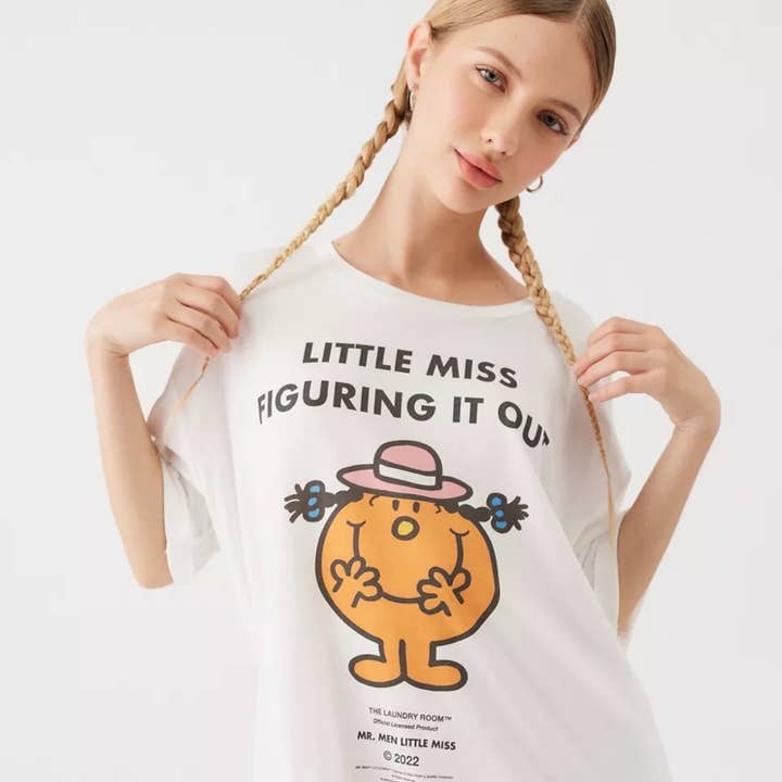 Camiseta extragrande Little Miss Figuring it Out, blanca para venta al por mayor de The Laundry Room