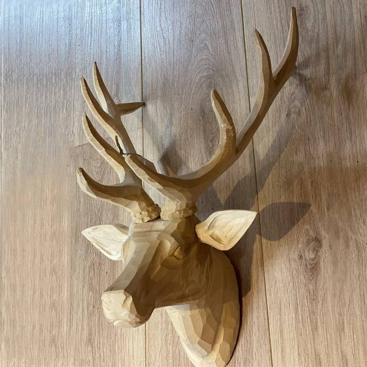 LES SCULPTEURS DU LAC - Wholesale Wall Accent - Raw deer head