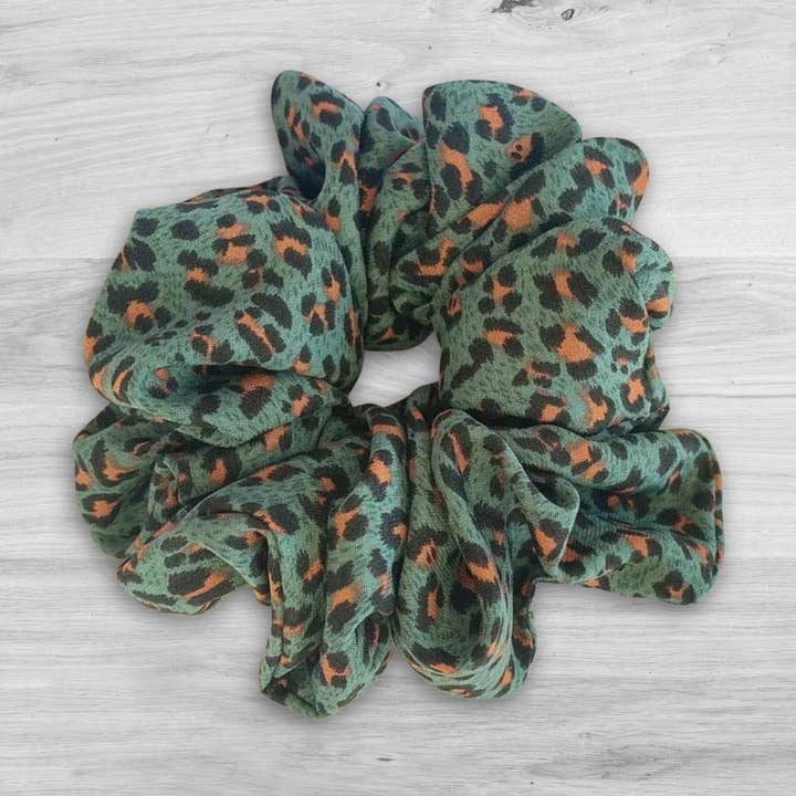 Elastico elastico Boho Jumbo | Elastici oversize | Green Leopard per la vendita all'ingrosso da parte di BlveOlive