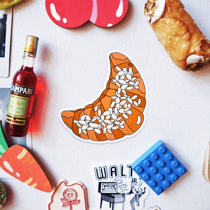 Marianna Fierro Shop - Wholesale Magnet - Cornetto Croissant Magnet