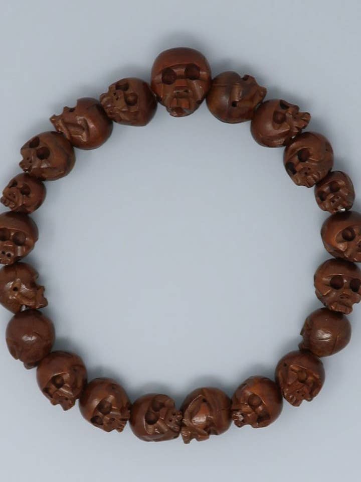 Boxwood Skull-Carved Bead Bracelet for wholesale by Japanklyn Lab