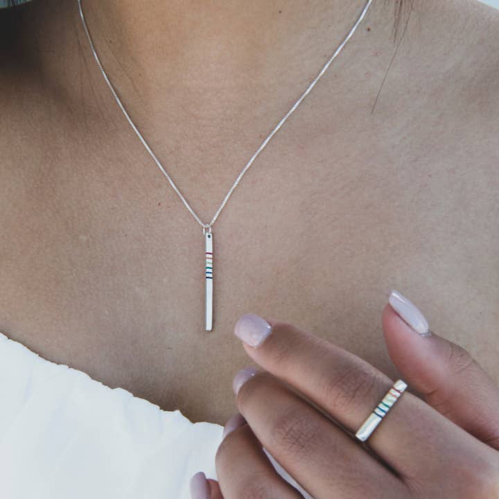 T.Skies Jewelry - Vente Colliers à pendentif - Collier Spirit : Rainbow Drop2