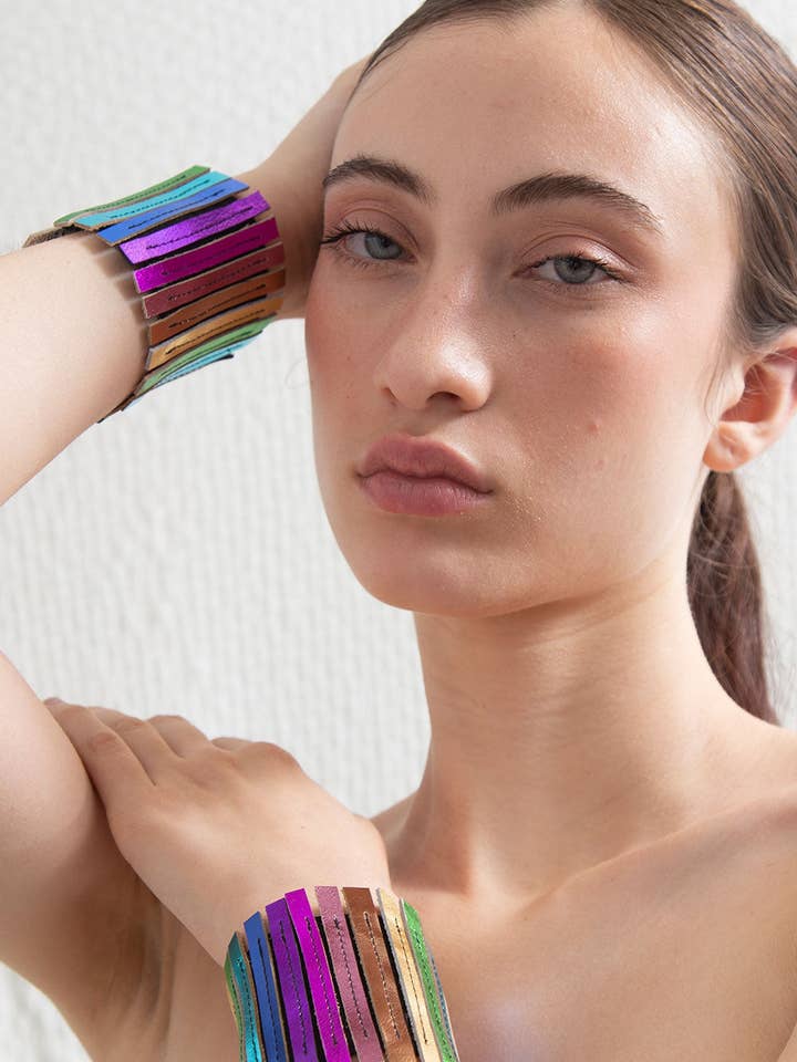 Regnbuearmbånd Elastik - Regnbue* for engroshandel hos Iskin Sisters