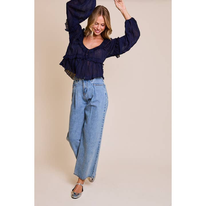 BLUSA CON CUELLO REDONDO Y DETALLE DE VOLANTES para venta al por mayor de Apolline