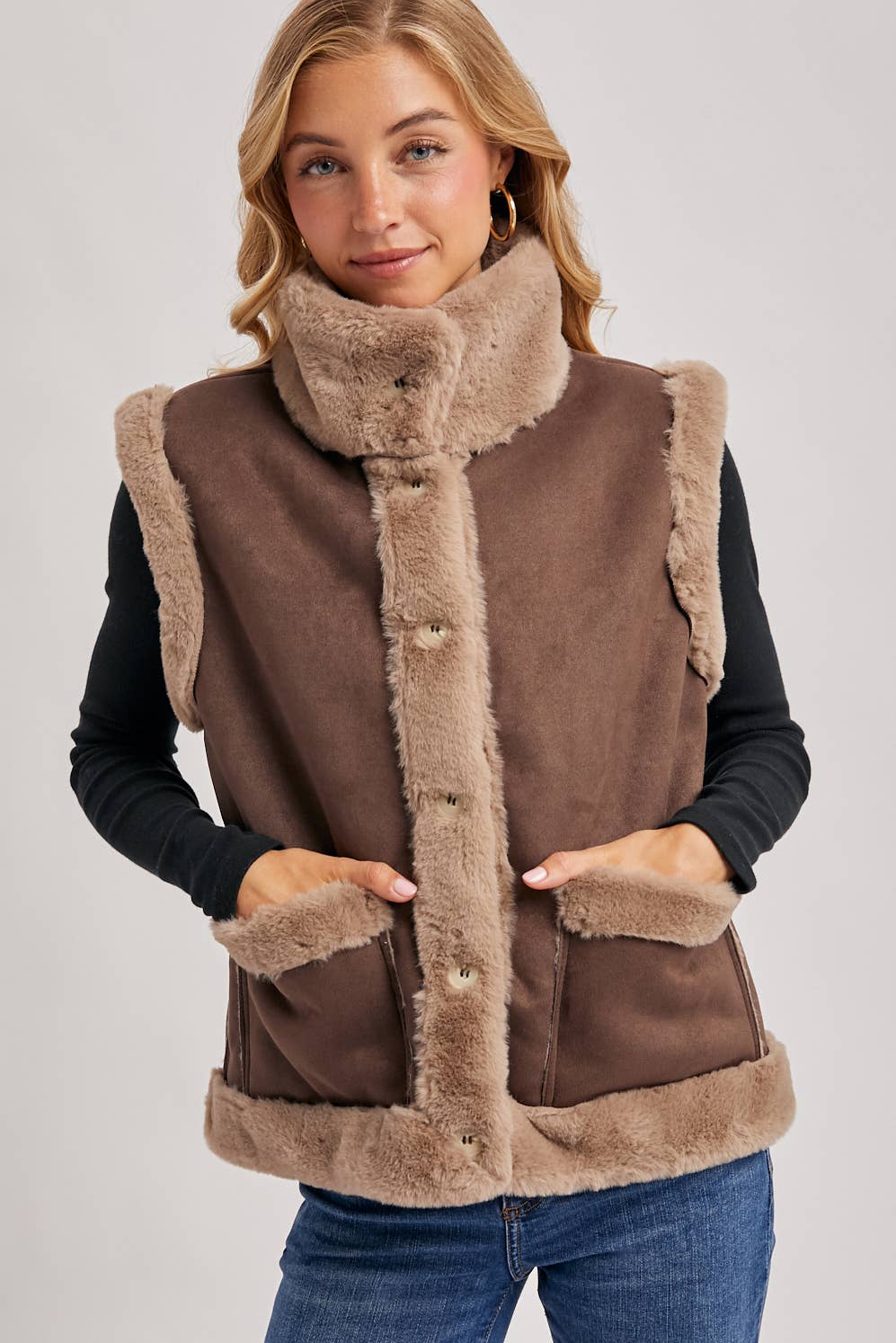 Bluivy - Wholesale Outerwear Vest - Women's - FAUX SUEDE WITH FAUX SHEARLING LINING TRIM VEST6
