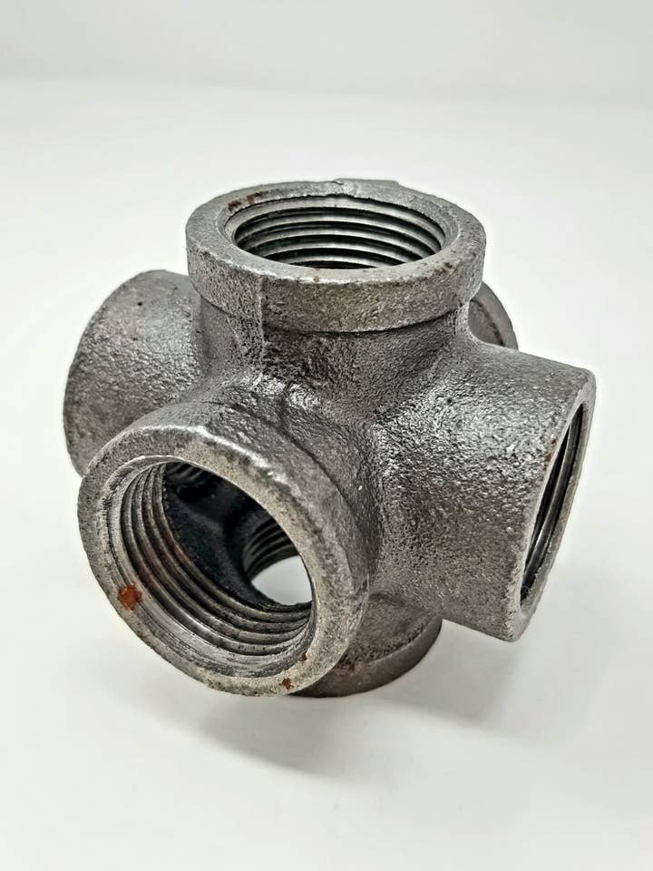 6-vejs tværgående rørsektion for engroshandel hos Dabbers