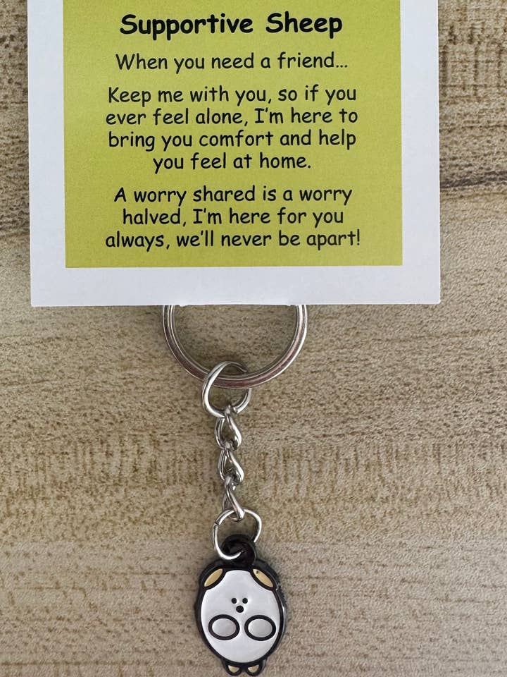 Stödjande fårnyckelring för wholesale av Little Joys