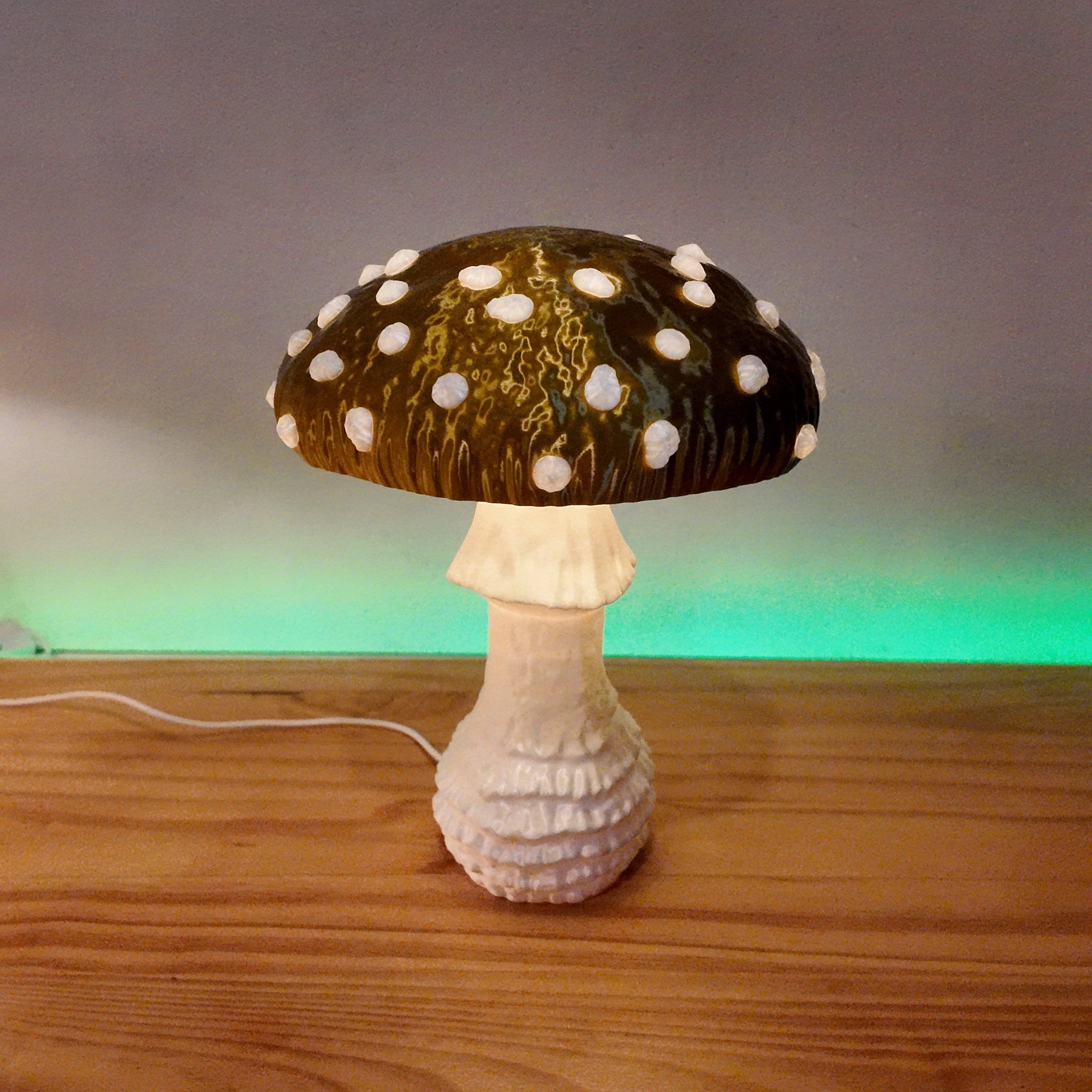 Brehmwood Creative - Wholesale Accent/Desk Lamp - Shimmering Amanita Fungi Lamp | Fungus Light | Nature Decor5