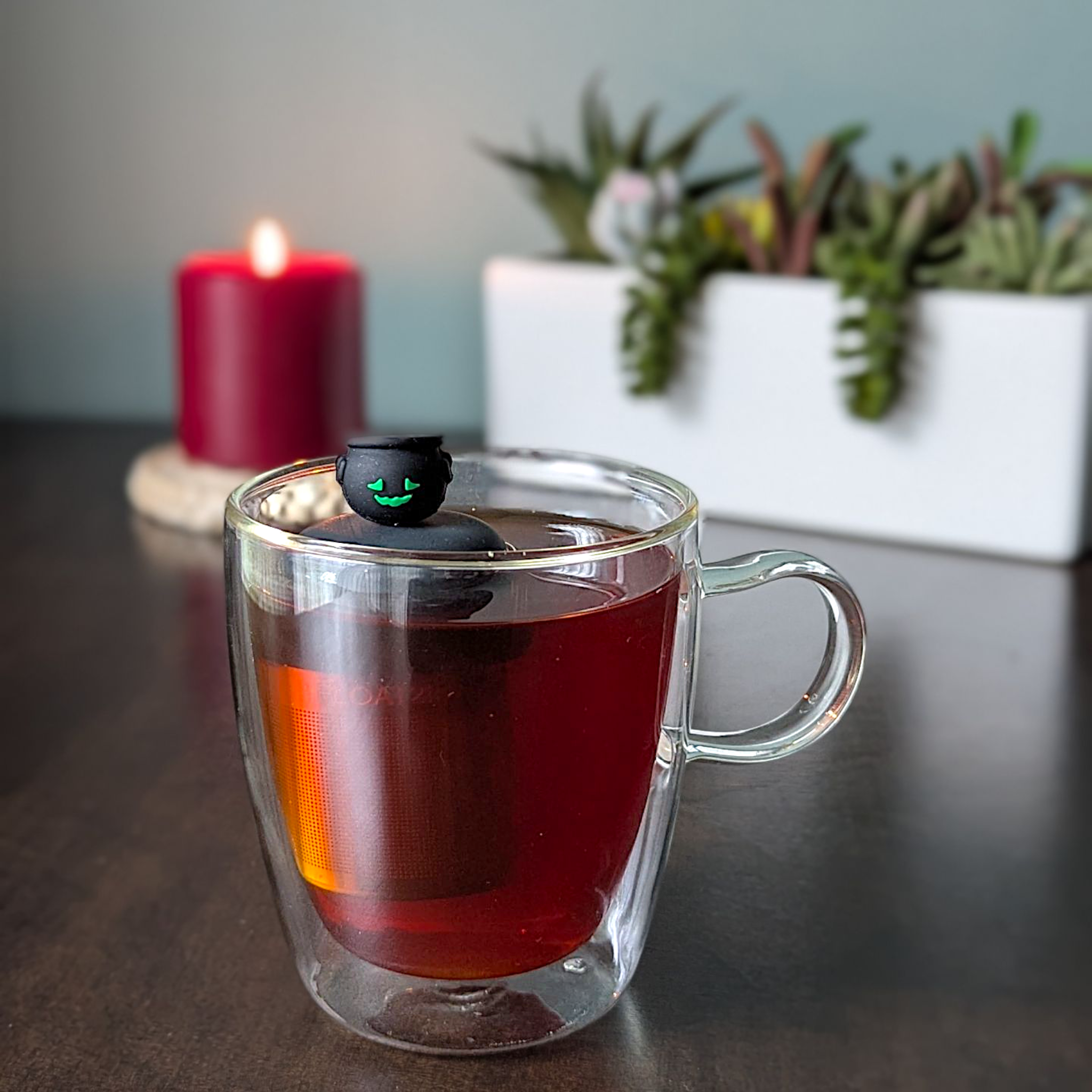 Float2infuse Tea Infuser - Wholesale Tea Strainer/Infuser - Black Cauldron | Floating Tea Steeper | Grey Base | Black4