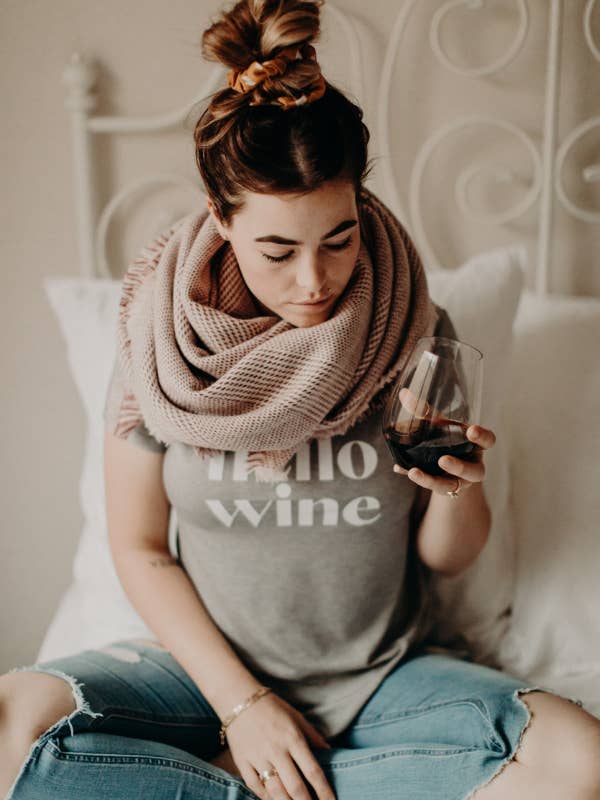 VIXSA - Wholesale Screen printed t-shirt – Women′s - Hello Wine T-Shirt - XS ONLY1