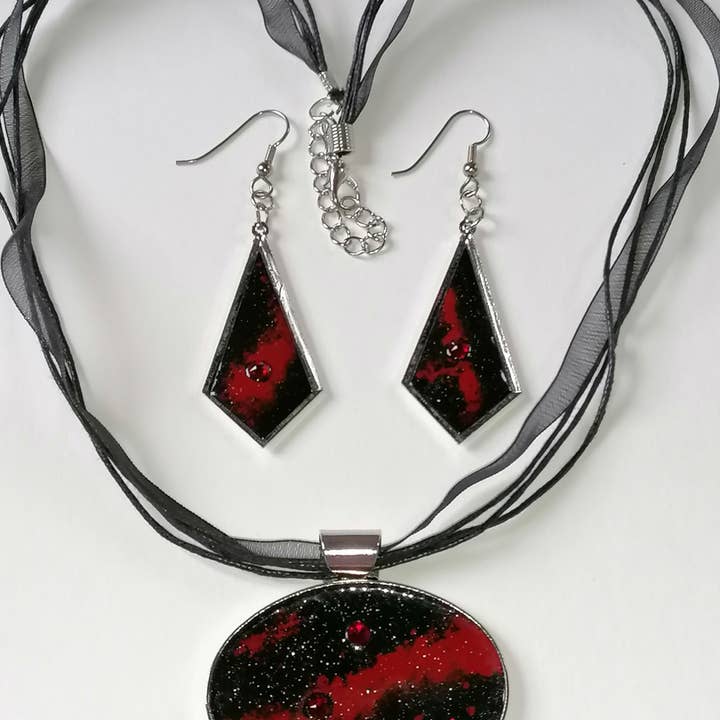 Swarovski black burgundy set for wholesale by Blue Moon Bijoux