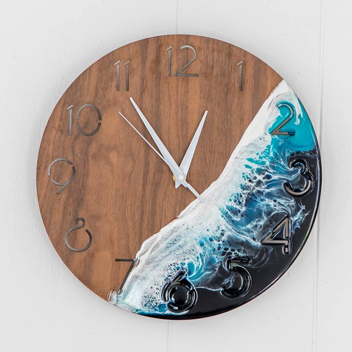 Daphnew Design - Wholesale Wall Clock - Beach Themed Handmade Wall Clock