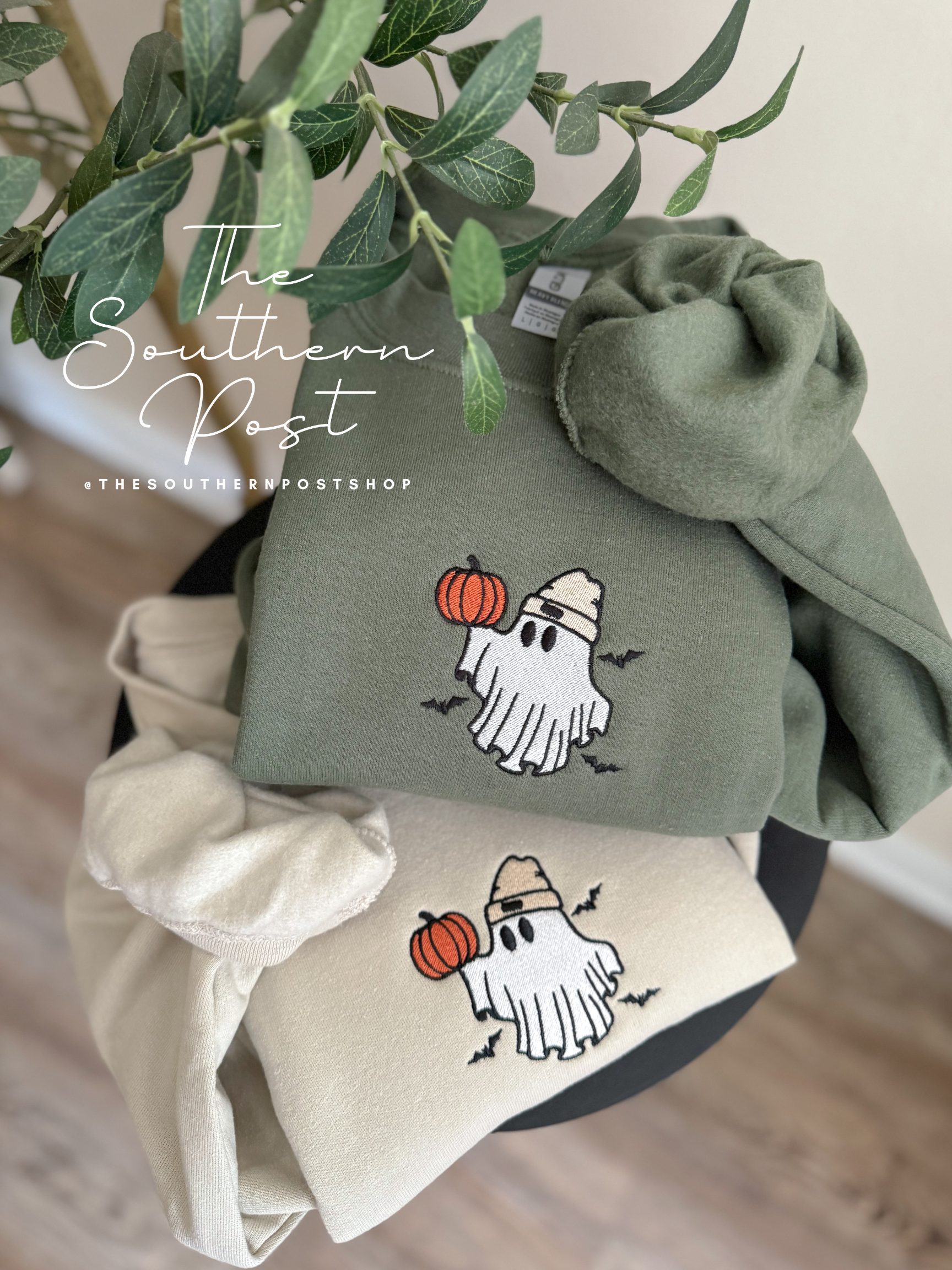 The Southern Post - Wholesale Sweatshirt - Women's - Pumpkin Ghost Sweatshirt1