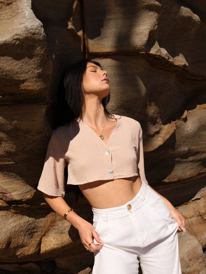 BLOUSE COOLANGATTA pour la vente par ARVO LABEL